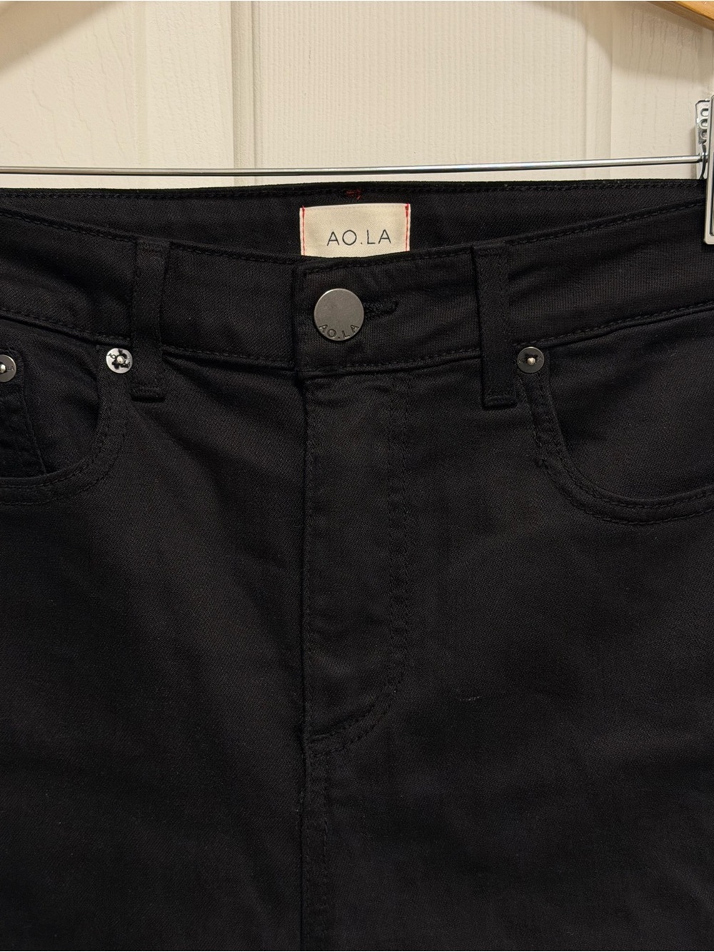 ALICE + OLIVIA Zoe Ruffled-Hem High-Rise Kick-Flare Ankle Jeans Black size 27 - Picture 4 of 7
